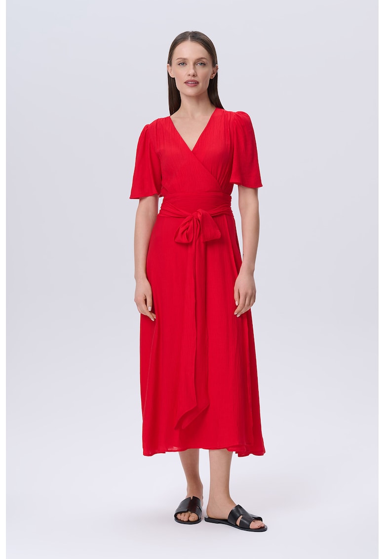 Rochie cu decolteu in V si cordon asortat Rochie cu decolteu in V si cordon asortat