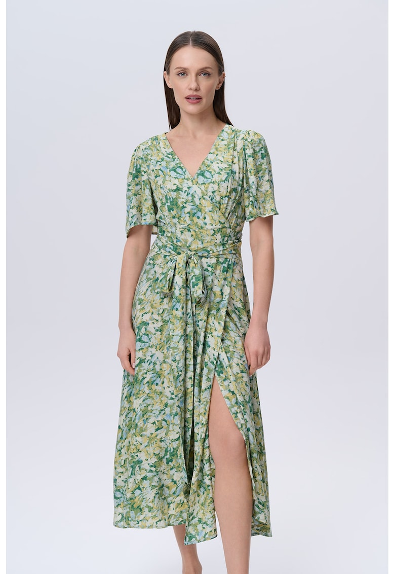 Rochie cu decolteu in V si cordon asortat Rochie cu decolteu in V si cordon asortat