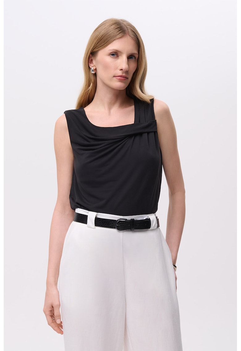 Top asimetric din amestec de modal