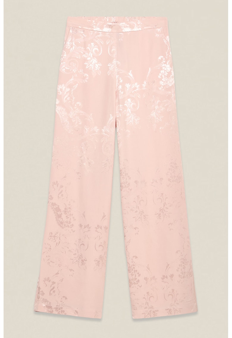 Pantaloni cu talie inalta si model Pantaloni cu talie inalta si model