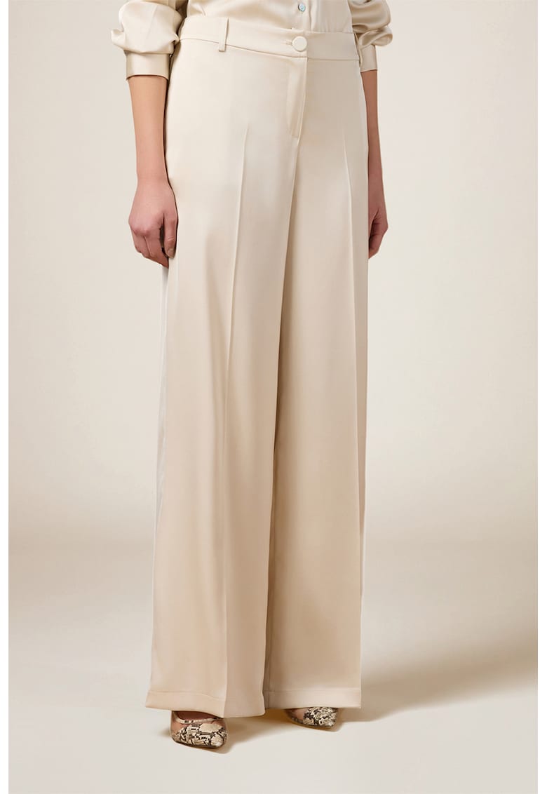 Pantaloni drepti cu talie medie