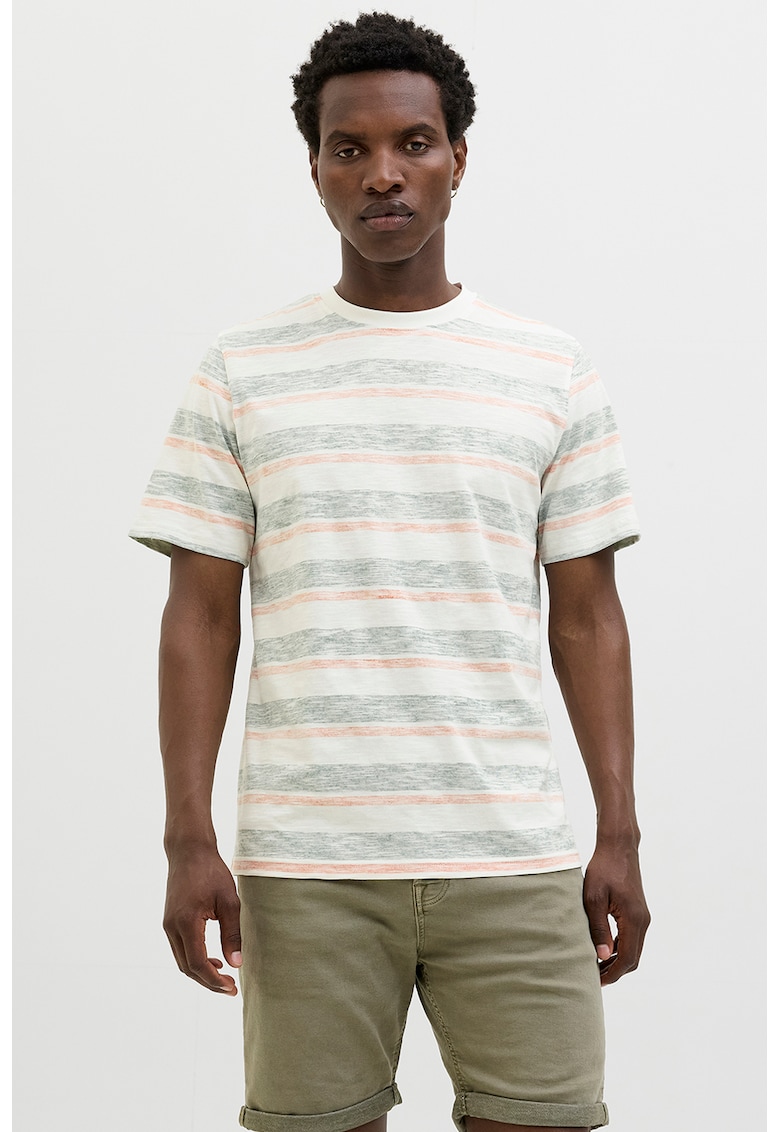 Tricou cu model in dungi Tricou cu model in dungi