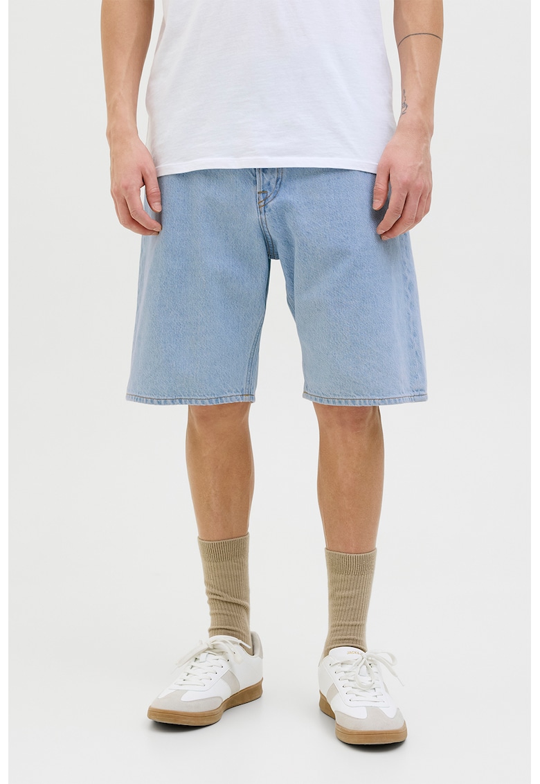 Blugi scurti cu croiala ampla