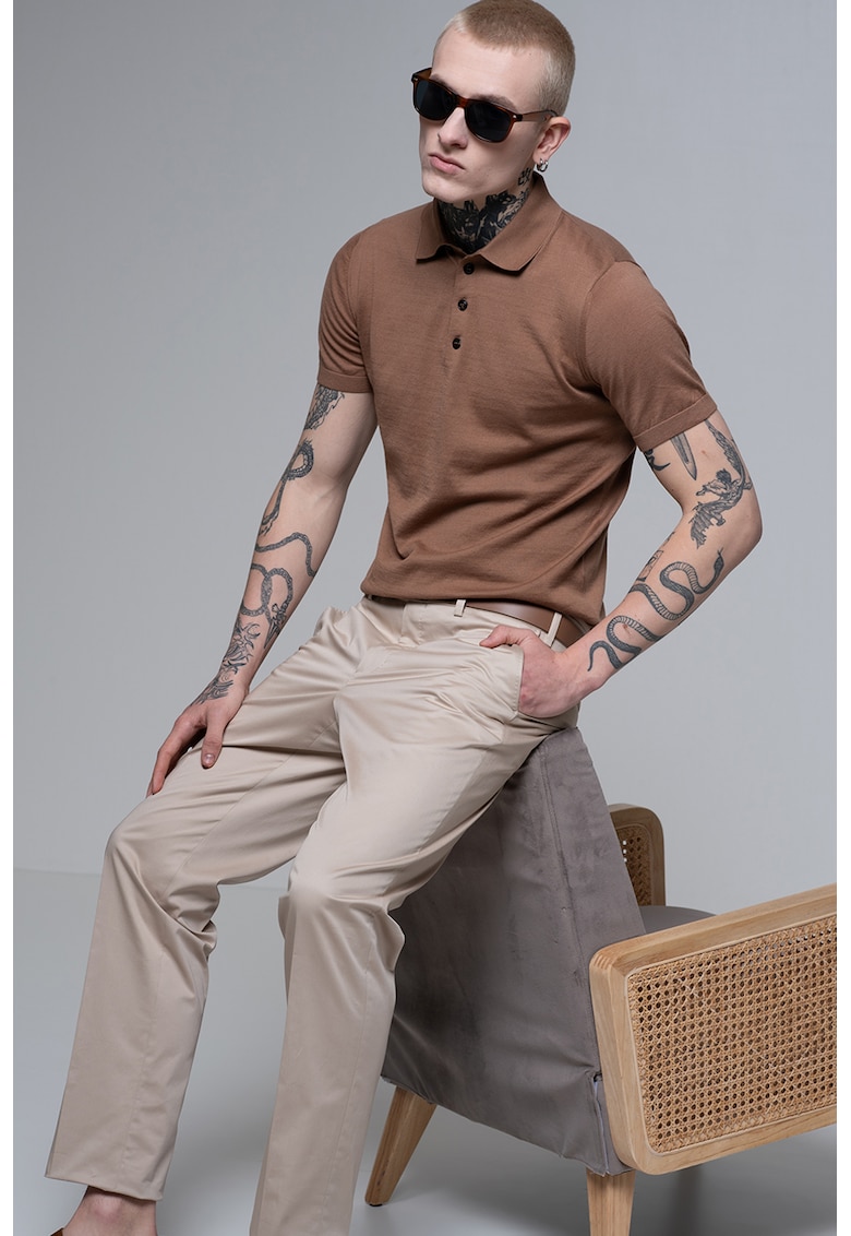 Pantaloni chino cu buzunare oblice