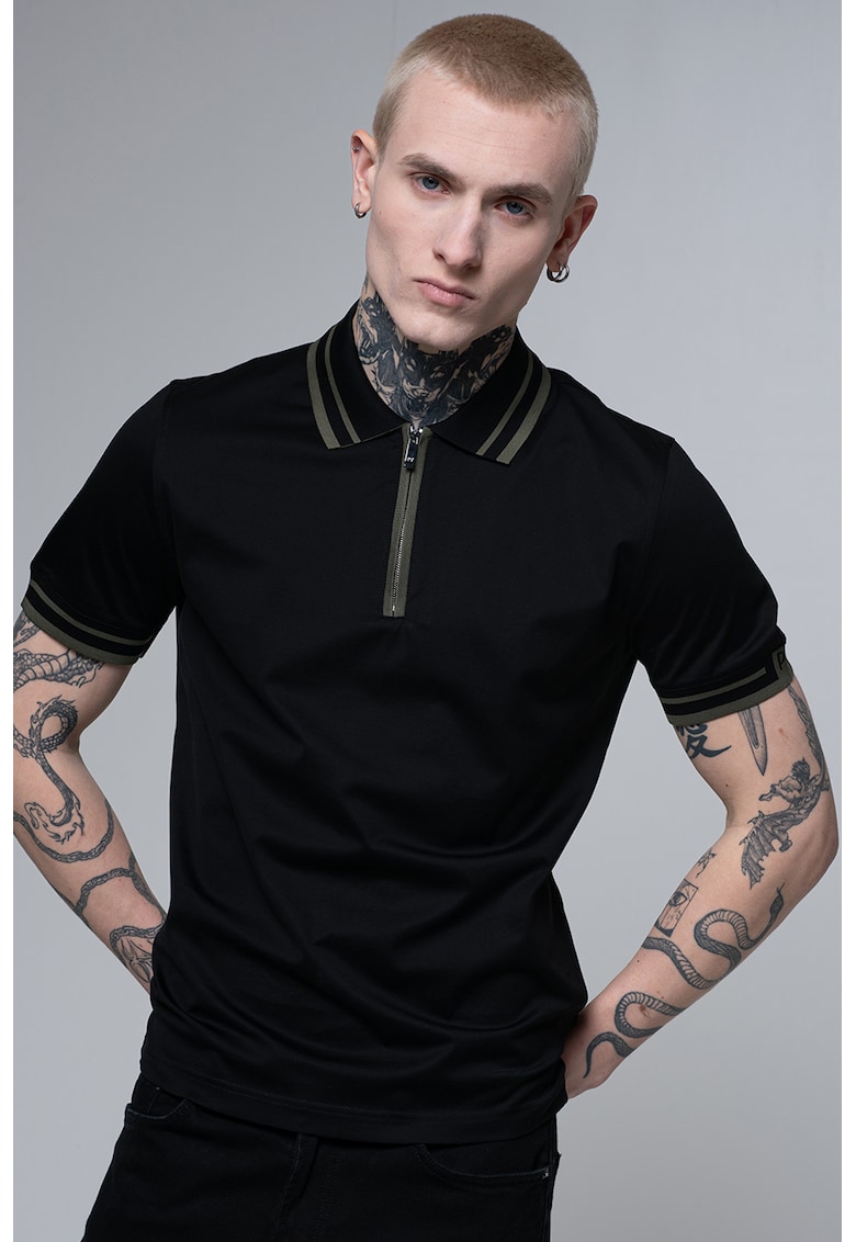 Tricou polo cu fenta cu fermoar Tricou polo cu fenta cu fermoar