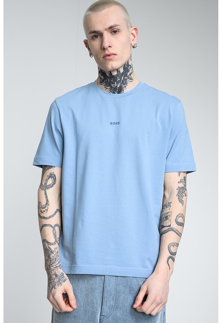 Tricou cu decolteu la baza gatului si logo discret