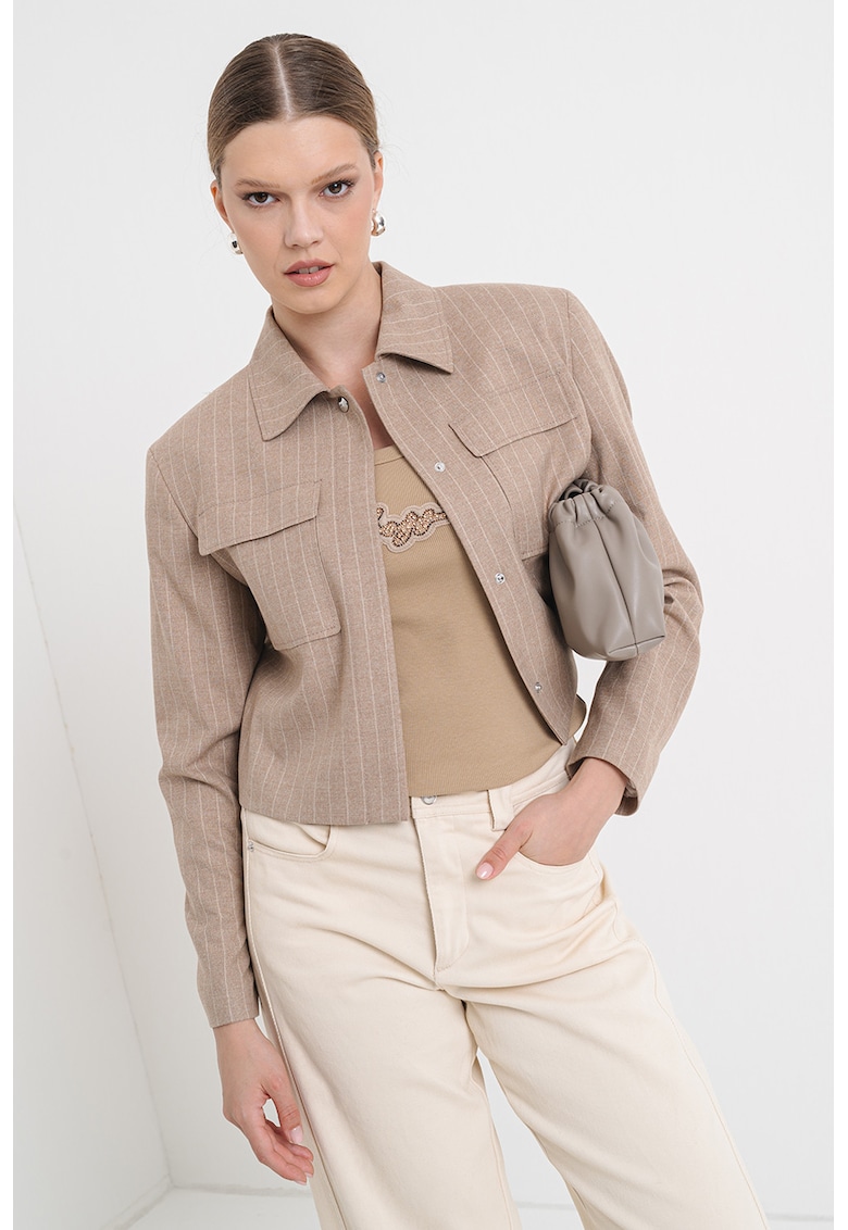 Jacheta-camasa crop cu capse