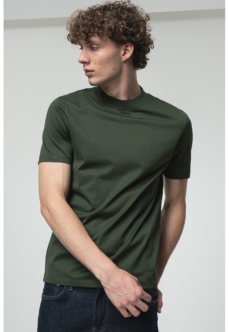 Tricou slim-fit cu guler scurt