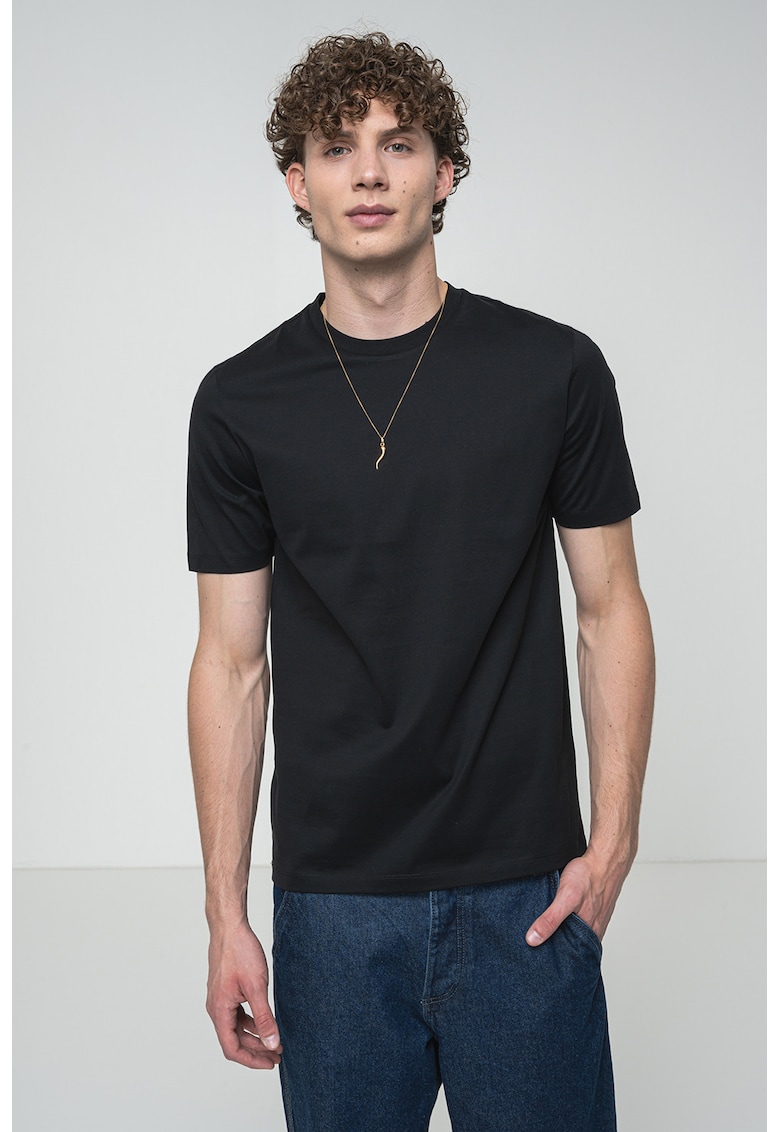 Tricou slim-fit cu decolteu la baza gatului