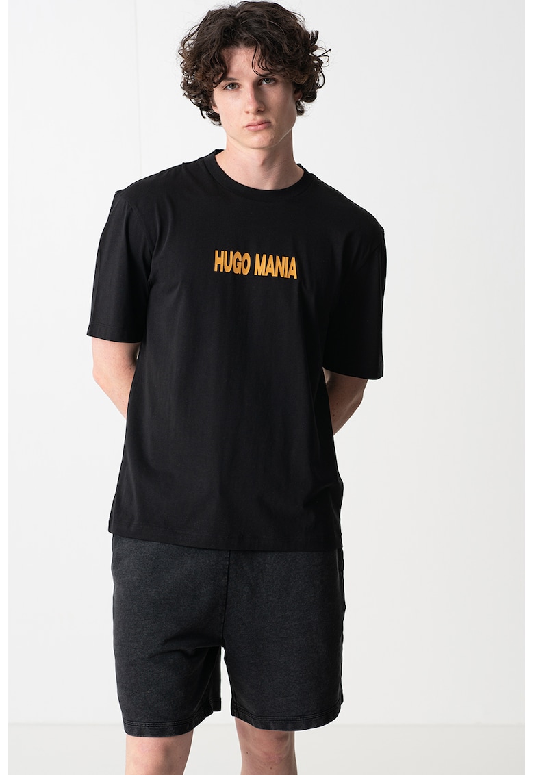 Tricou cu decolteu la baza gatului si imprimeu logo pe partea din spate