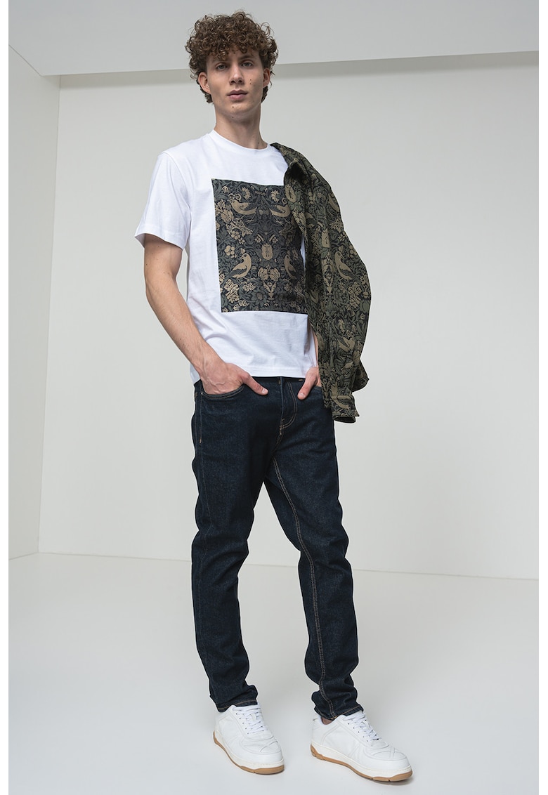 Tricou cu imprimeu grafic si decolteu la baza gatului