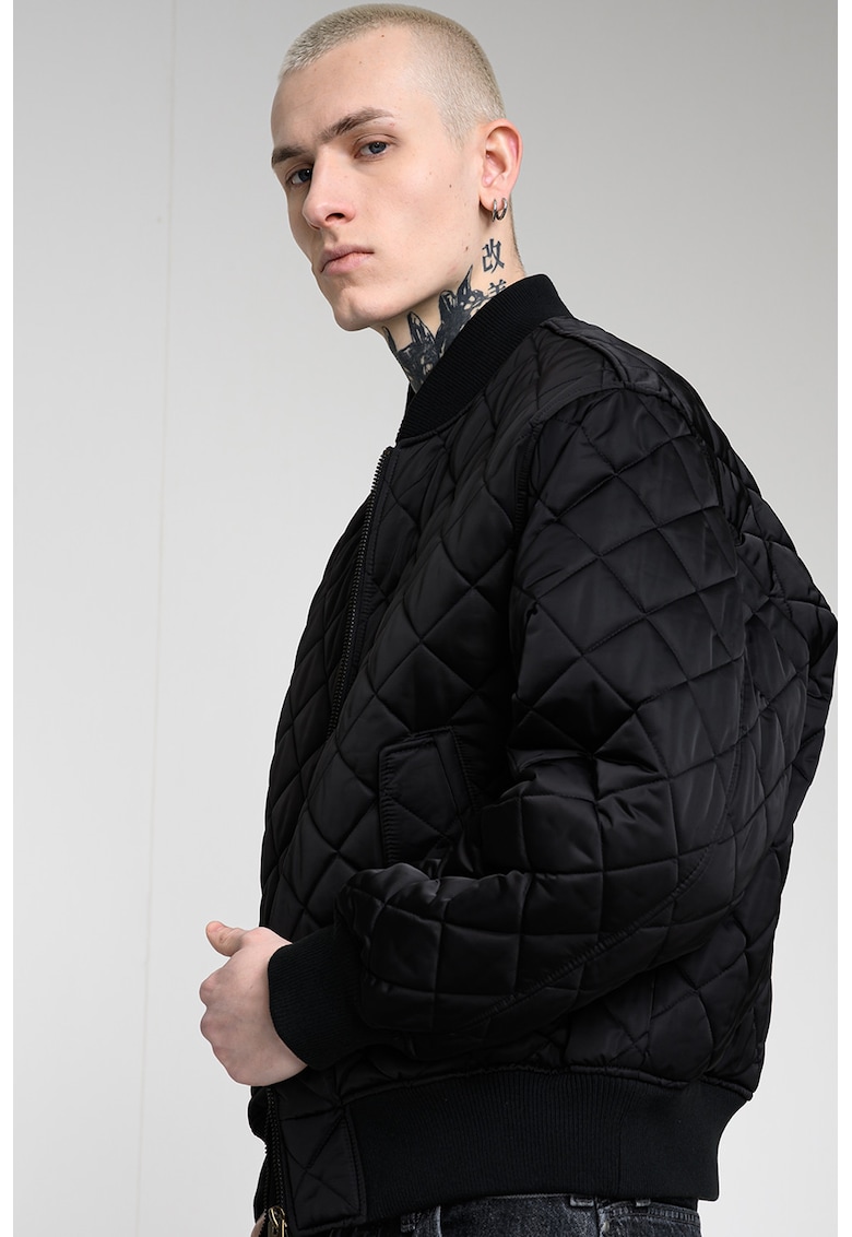 Jacheta bomber matlasata cu buzunare