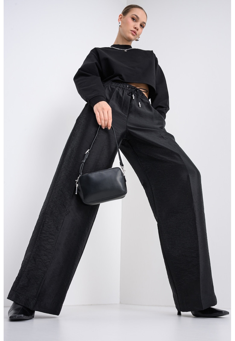 Pantaloni cu croiala ampla Hawila