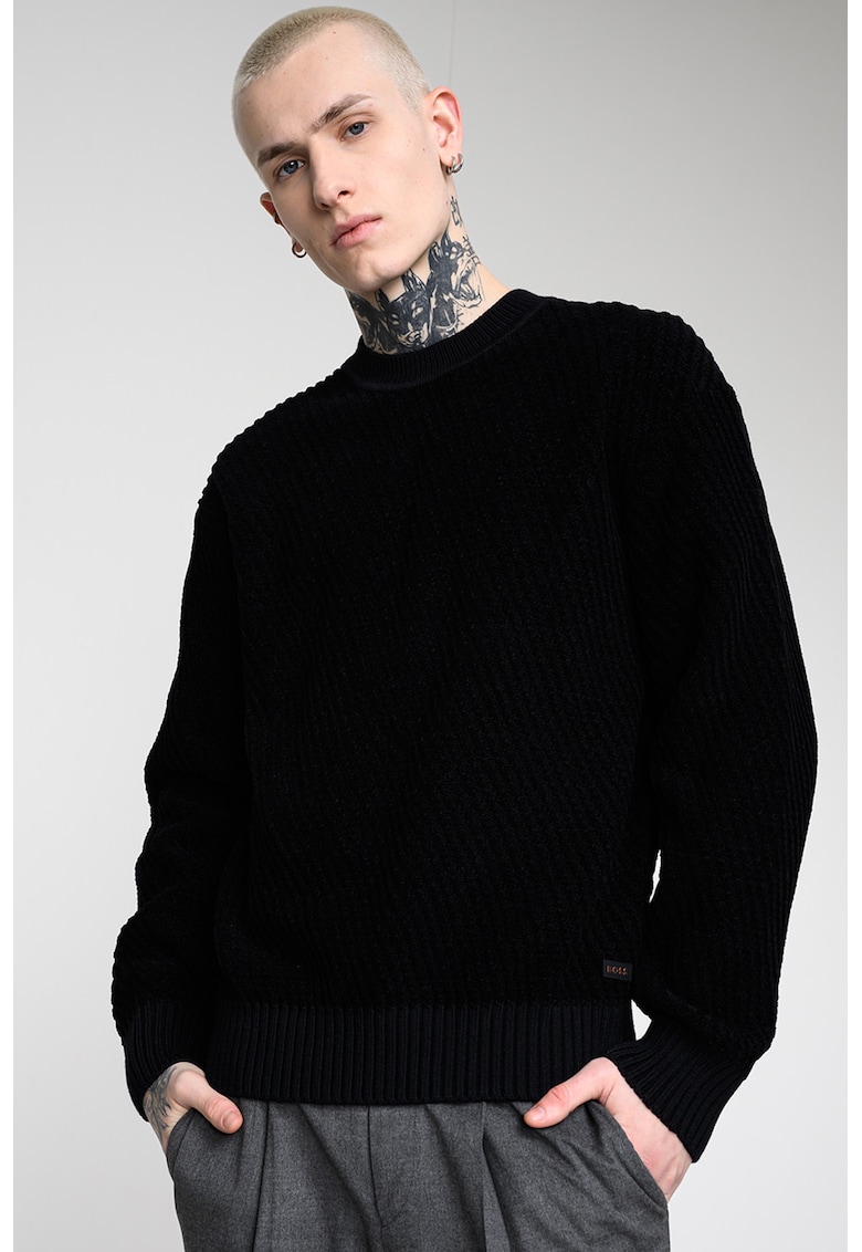 Pulover tricotat cu decolteu la baza gatului - Negru