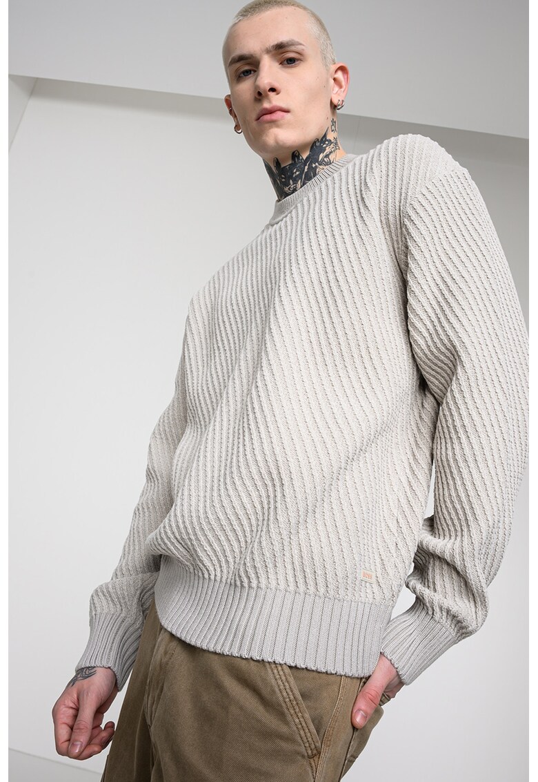 Pulover tricotat cu decolteu la baza gatului - Bej deschis