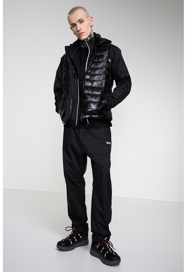 Vesta cu finisaj rezistent la apa si umplutura de puf Hypelite