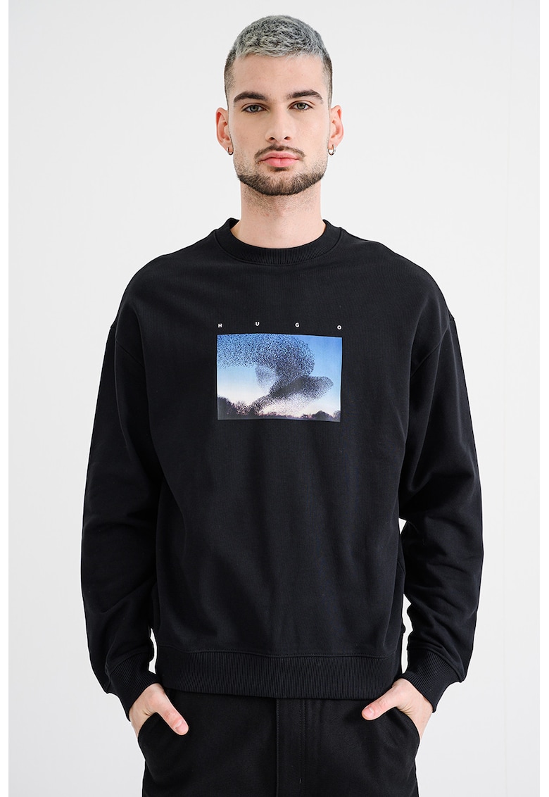 Bluza de trening cu imprimeu foto si decolteu la baza gatului