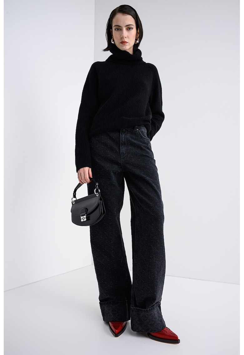 Blugi cu croiala ampla - terminatie pliabila si talie medie