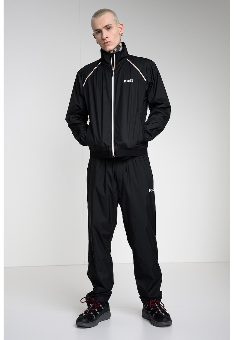 Trening cu finisaj rezistent la apa cu detaliu logo