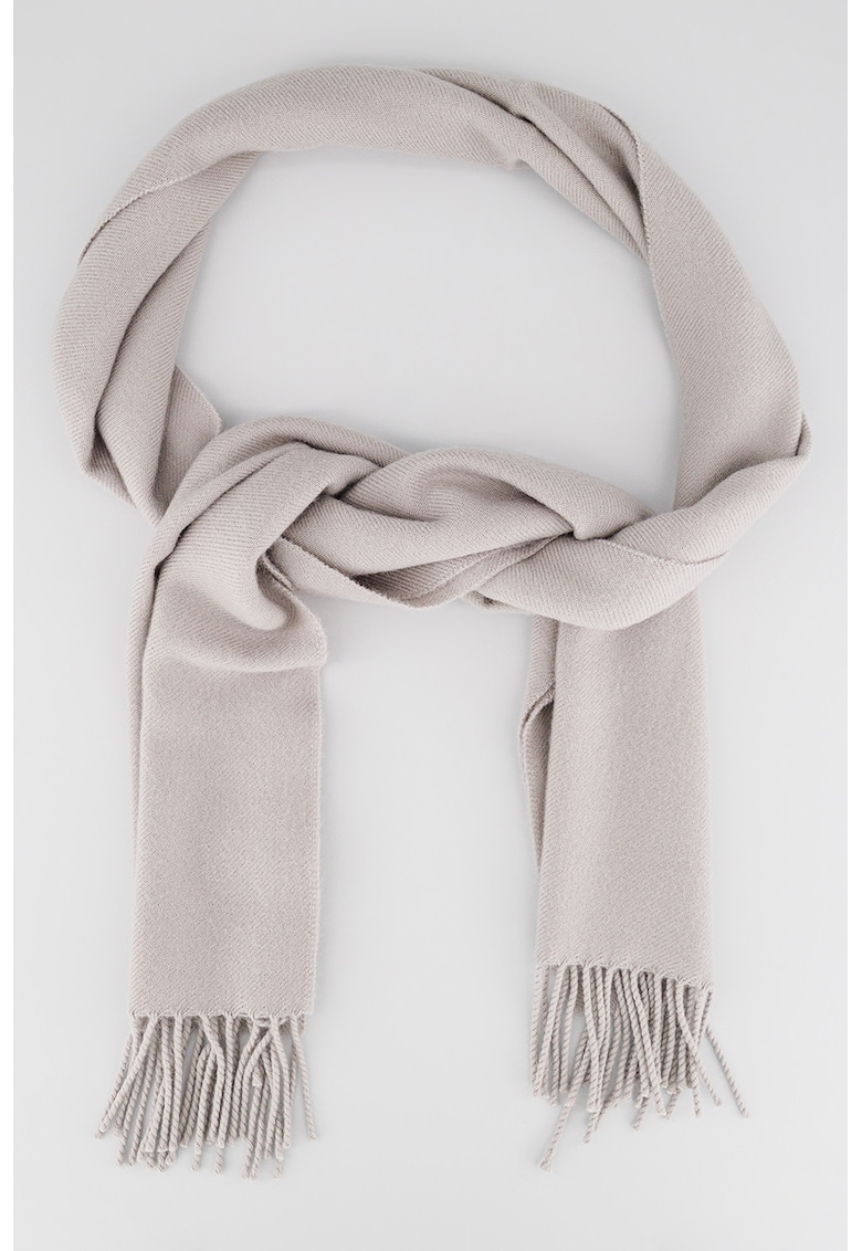 Fular de lana cu franjuri