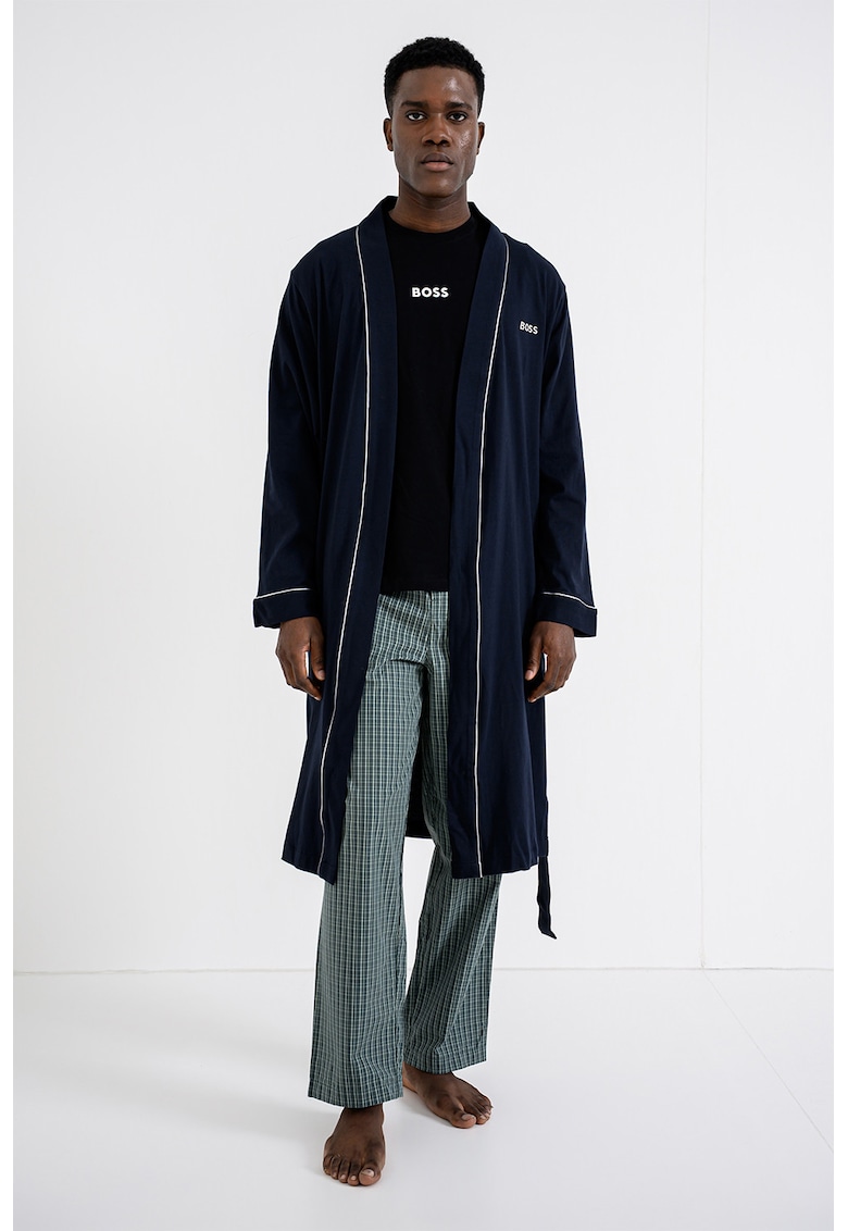 Halat de baie cu garnituri contrastante