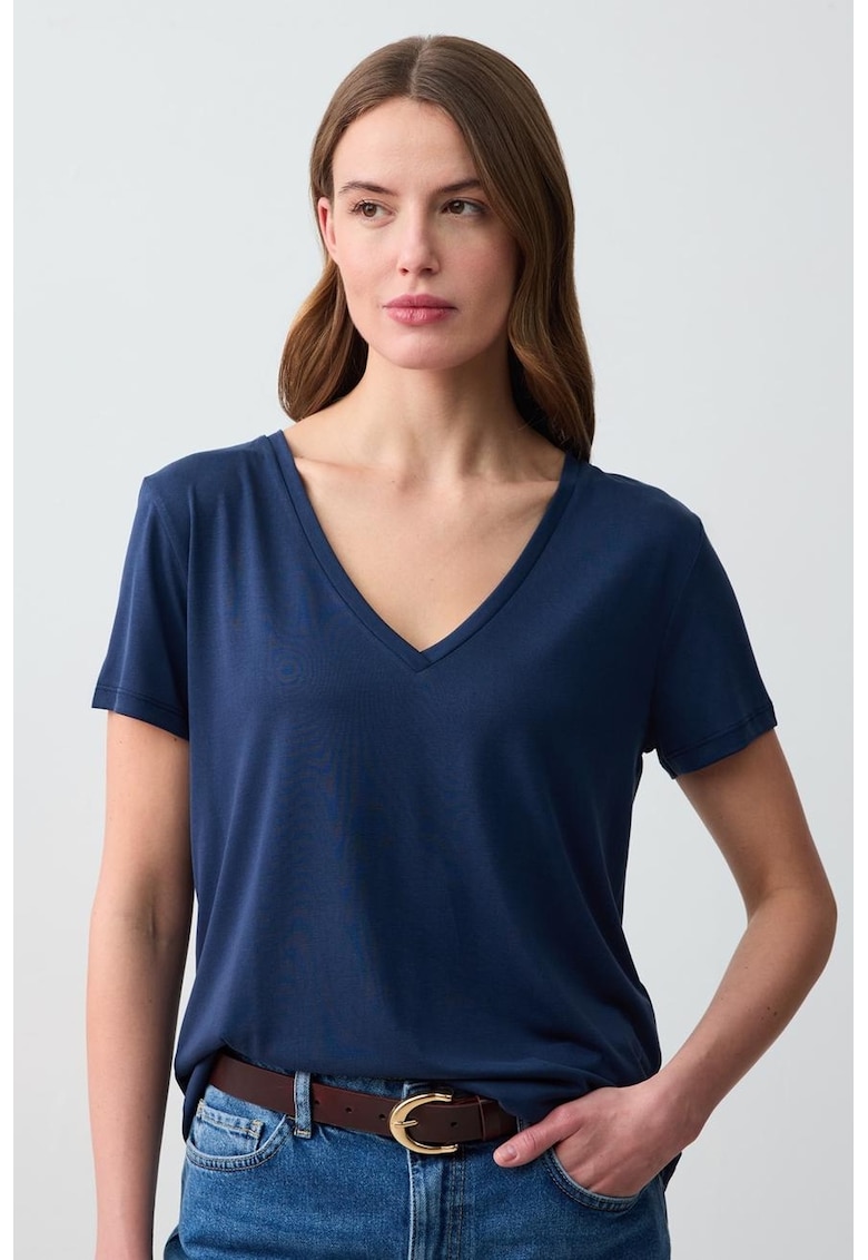 Tricou din amestec de modal cu decolteu in V