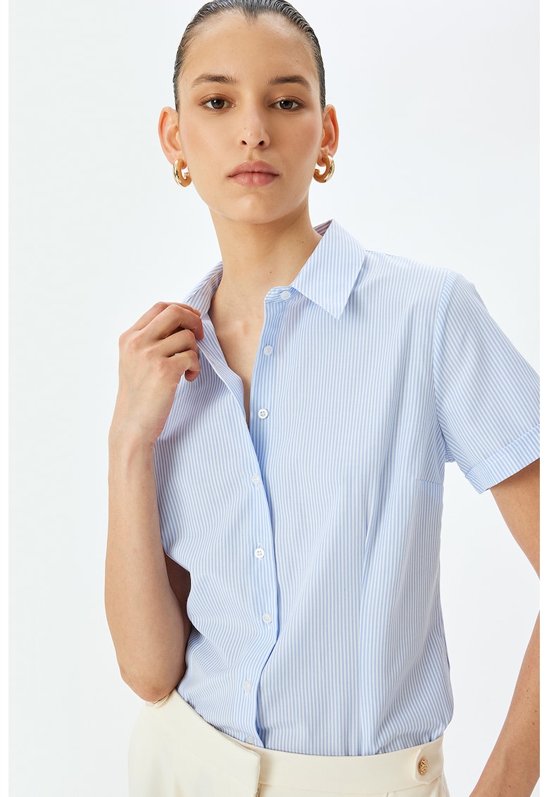 Camasa cu maneci scurte si model in dungi