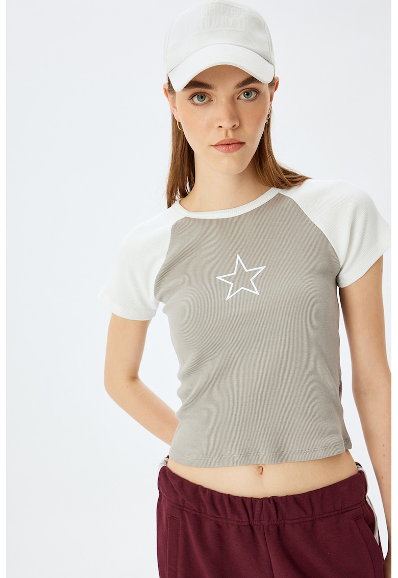 Tricou crop cu maneci raglan