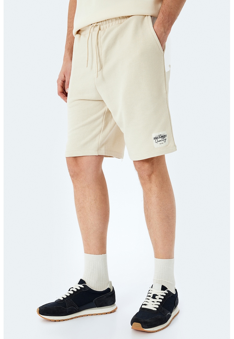 Bermude cu snur de ajustare si model uni Bermude cu snur de ajustare si model uni