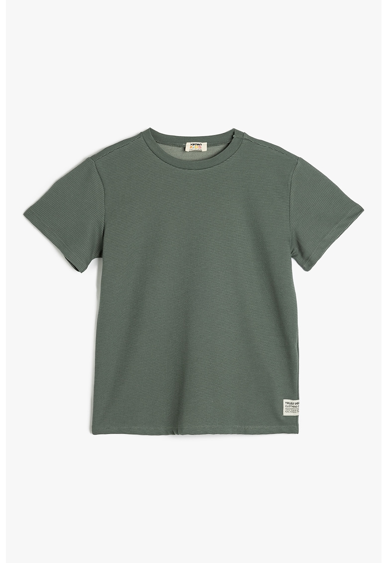 Tricou tricotat fin cu model uni