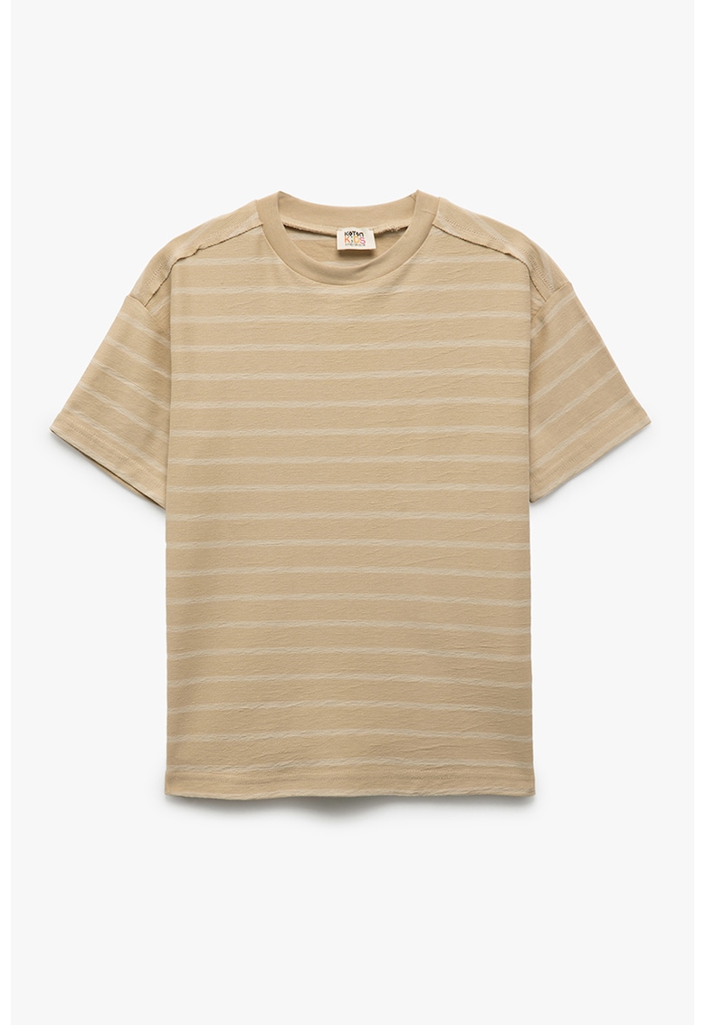 Tricou cu decolteu la baza gatului si dungi