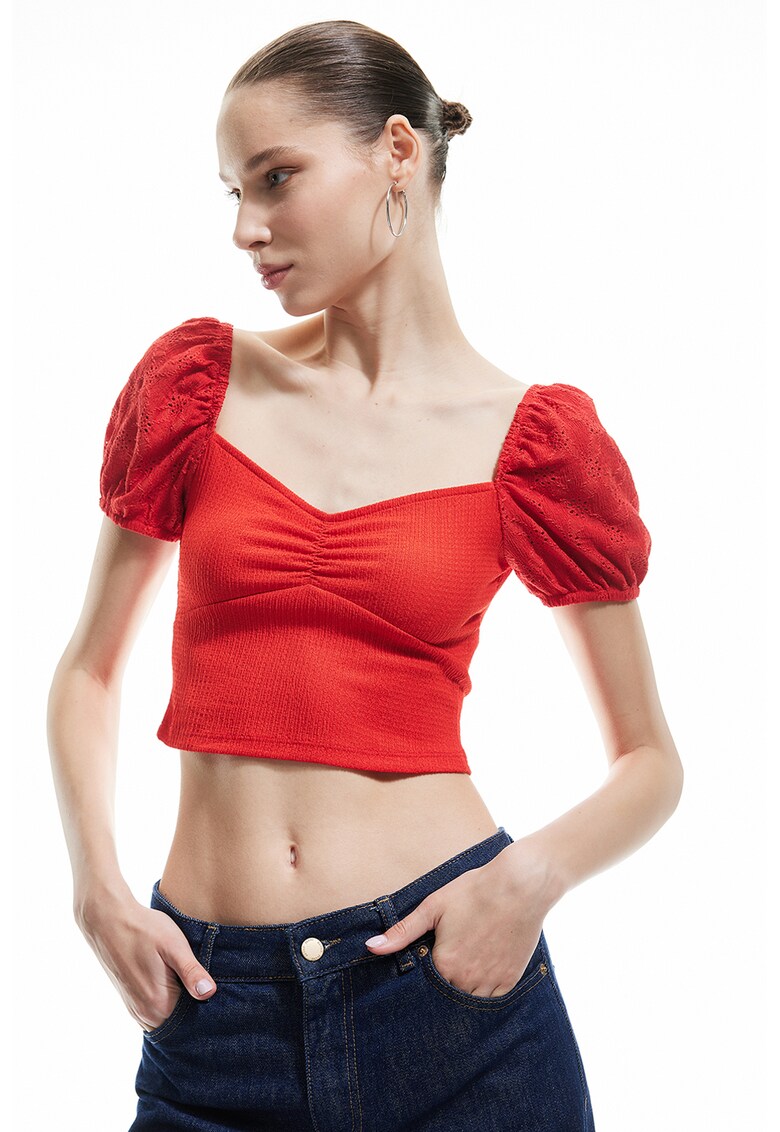 Tricou crop uni - Rosu