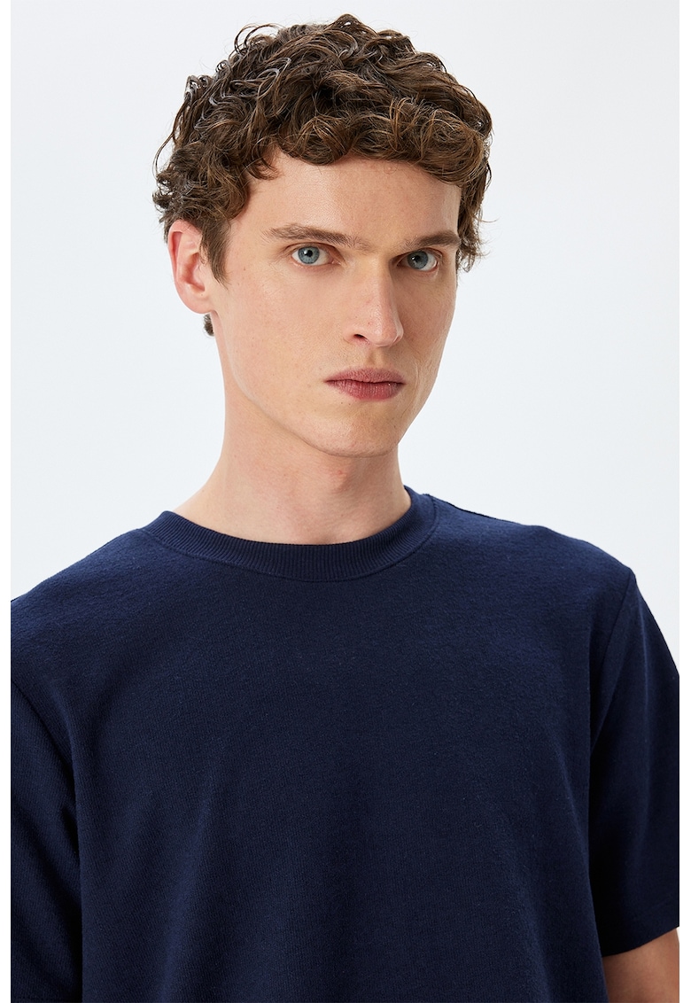 Tricou uni cu decolteu la baza gatului - Bleumarin