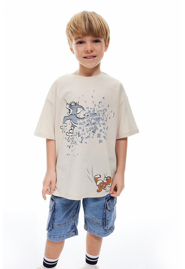 Tricou supradimensionat cu design grafic