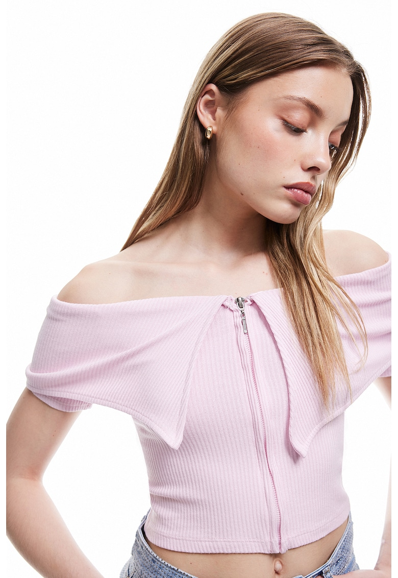 Tricou crop cu decolteu pe umeri - Roz pal