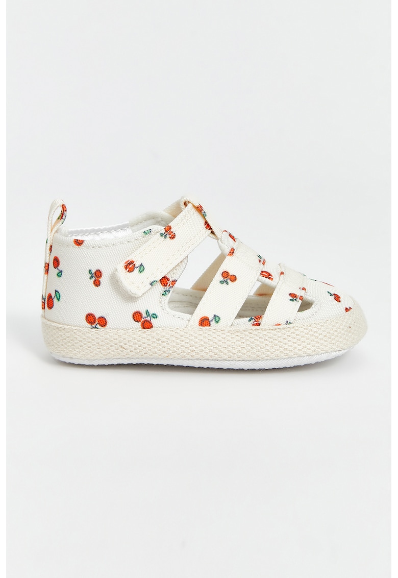 Sandale din material textil cu model cu fructe Sandale din material textil cu model cu fructe