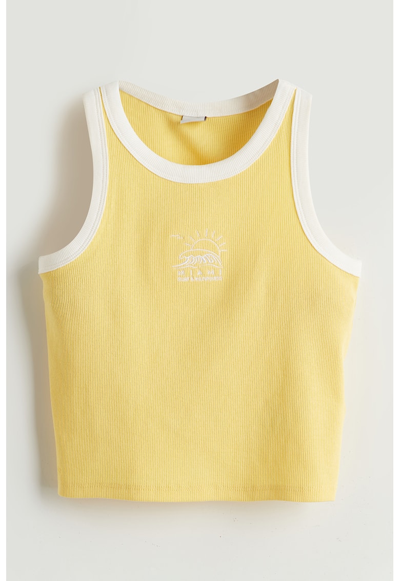 Top crop cu decolteu rotund