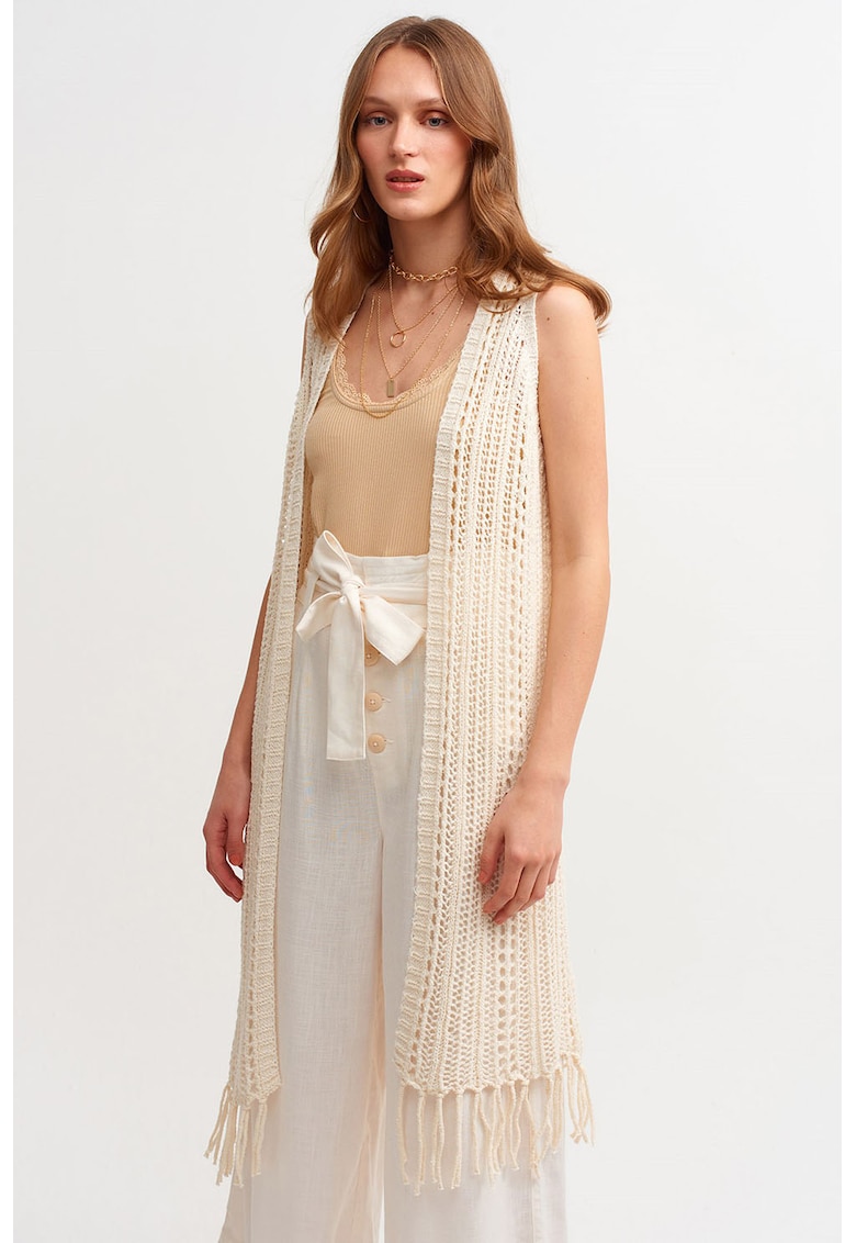 Vesta crosetata fara inchidere cu terminatie cu canaf