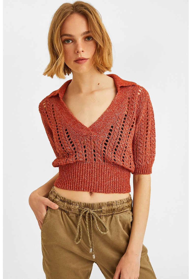 Tricou crop crosetat cu decolteu in V Tricou crop crosetat cu decolteu in V