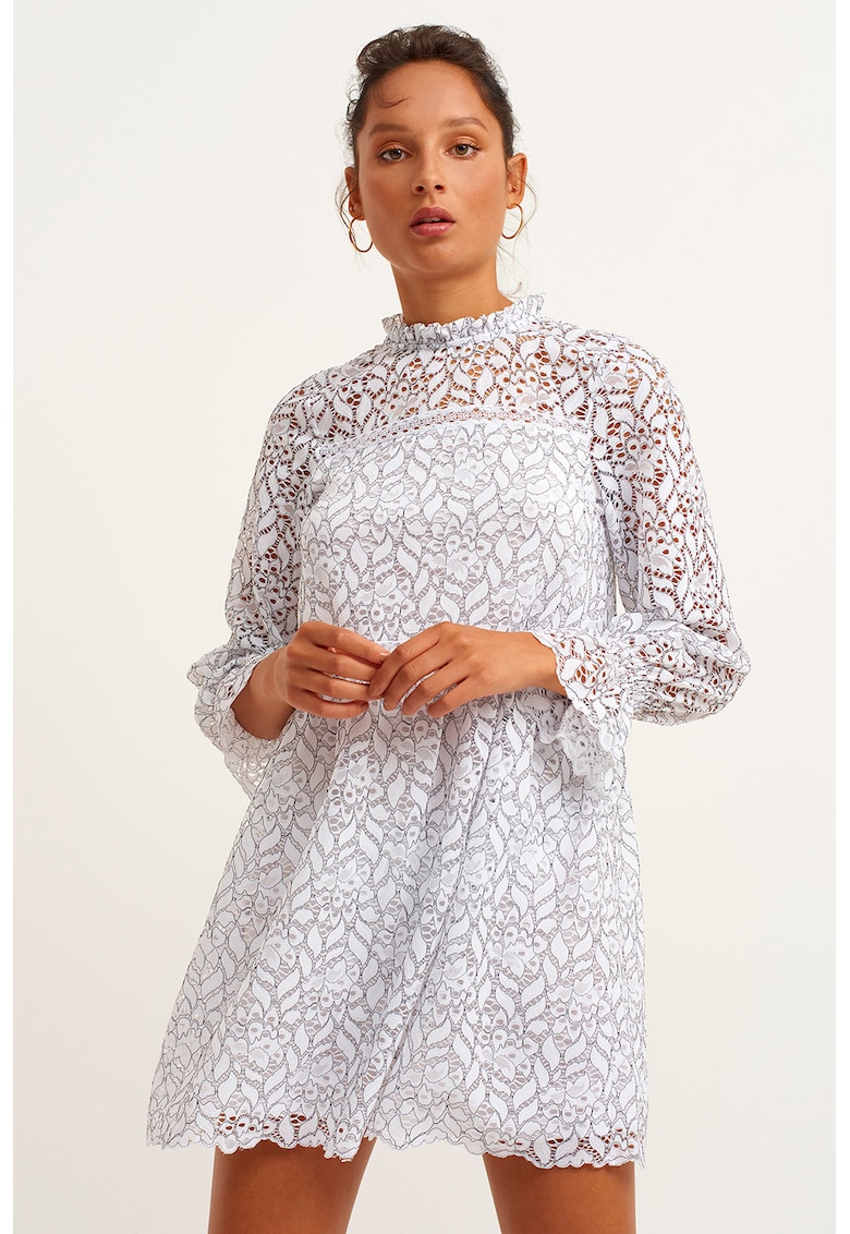 Rochie scurta cu model din dantela