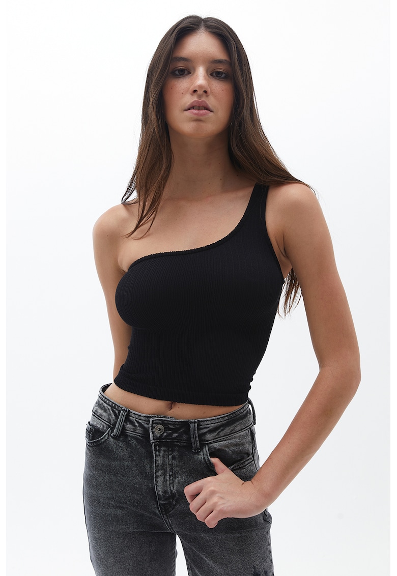 Top crop cu decupaj pe un umar Top crop cu decupaj pe un umar