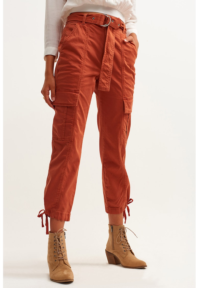 Pantaloni crop cargo cu o curea