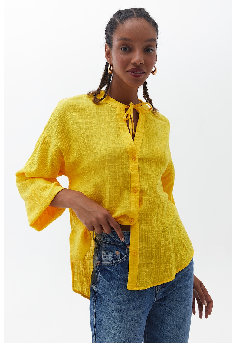 Camasa texturata cu snururi