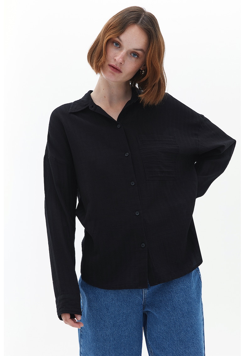 Camasa lejera cu buzunar pe piept
