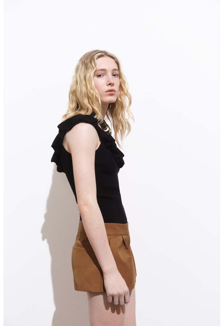 Top slim-fit cu decolteu rotund - Negru