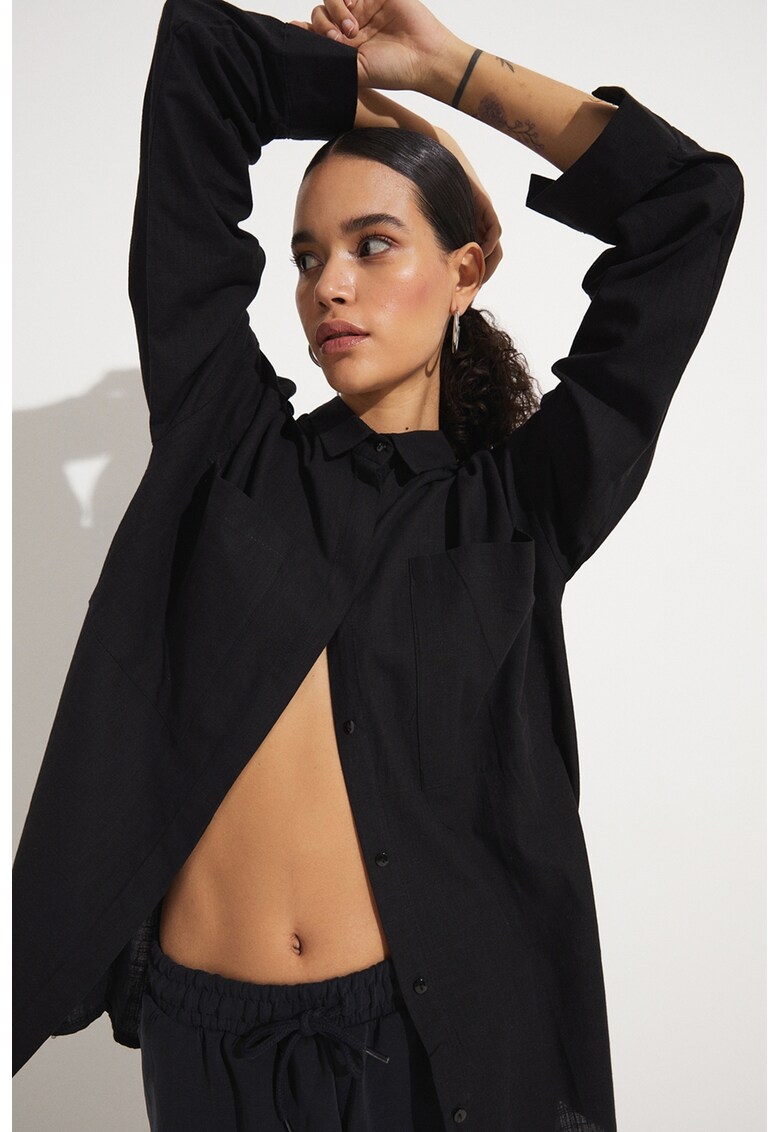 Camasa lejera cu buzunare pe piept