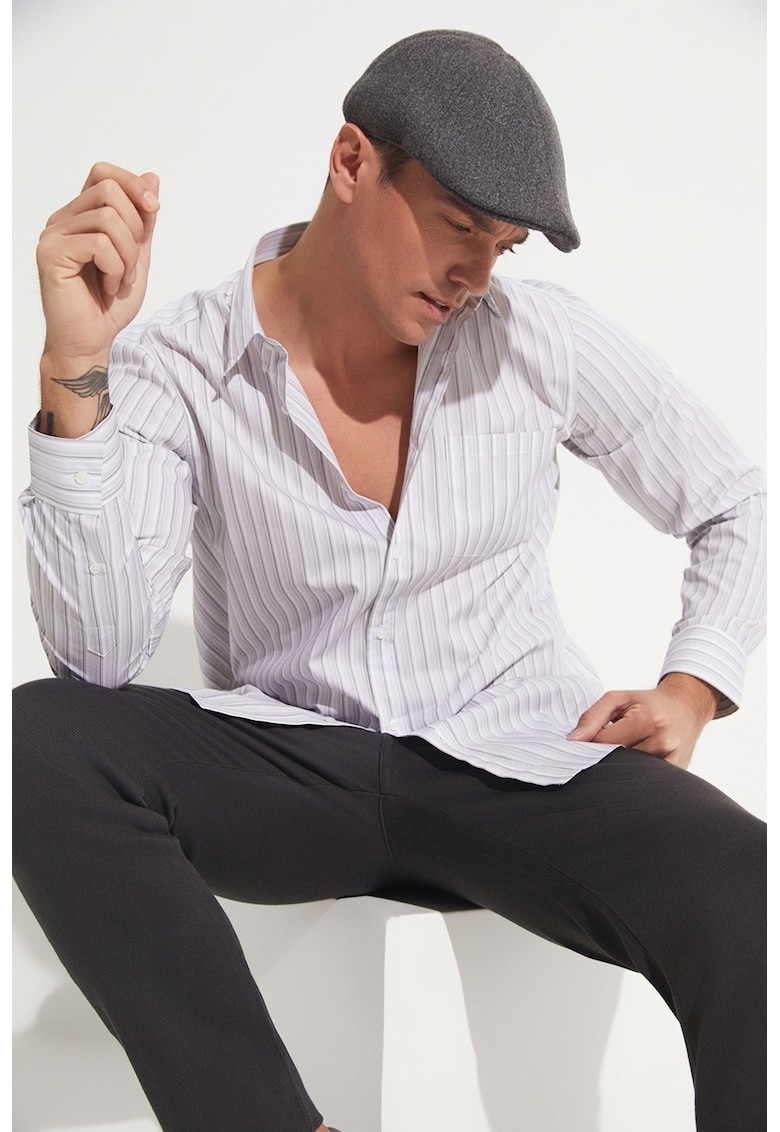 Camasa cu buzunar pe piept si model in dungi - Alb/Gri deschis