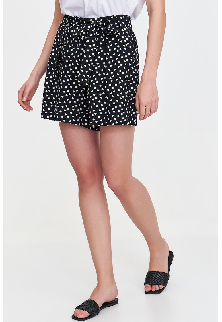 Pantaloni scurti cu talie inalta si buline