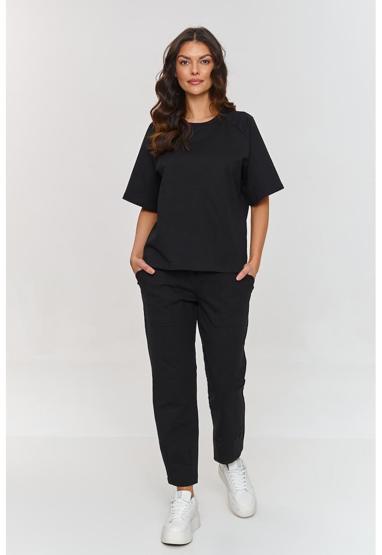 Set de bluza cu maneca medie si pantaloni lungi - Negru Set de bluza cu maneca medie si pantaloni lungi - Negru