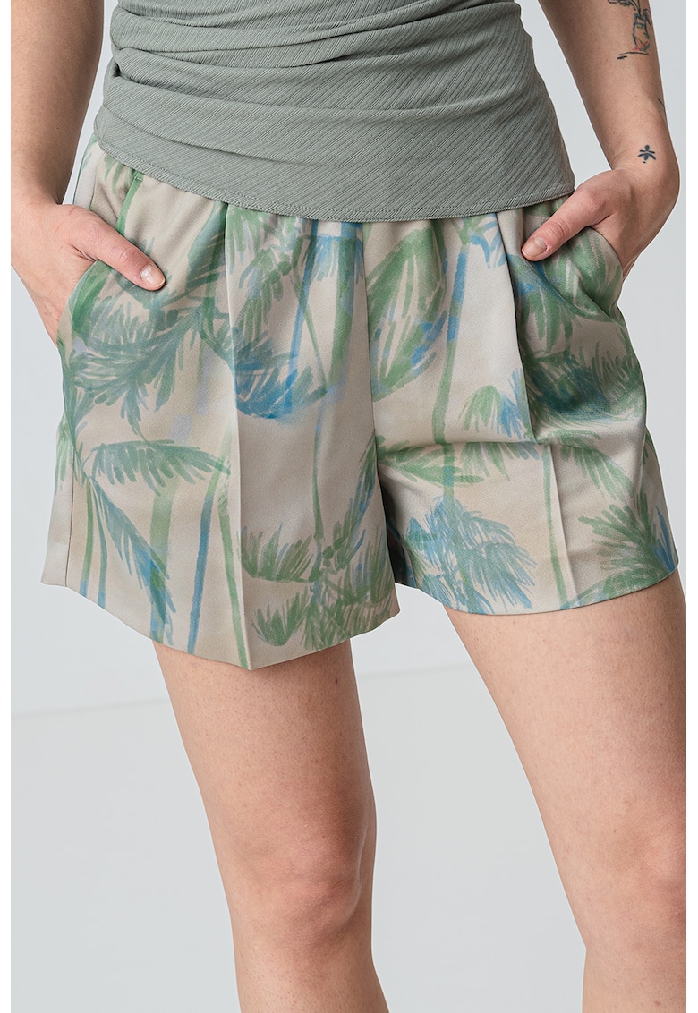 Pantaloni scurti cu model tropical